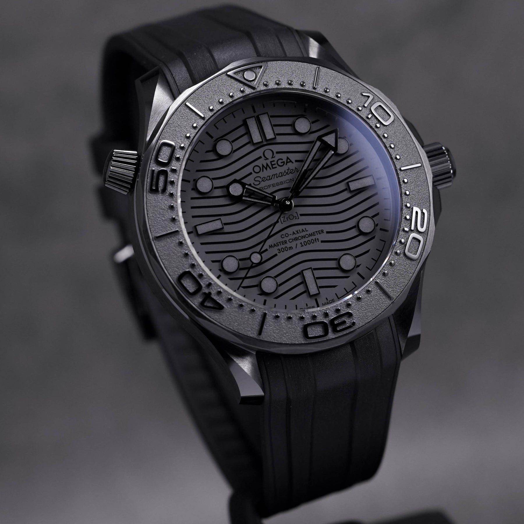 SEAMASTER DIVER 300 BLACK CERAMIC (2022)