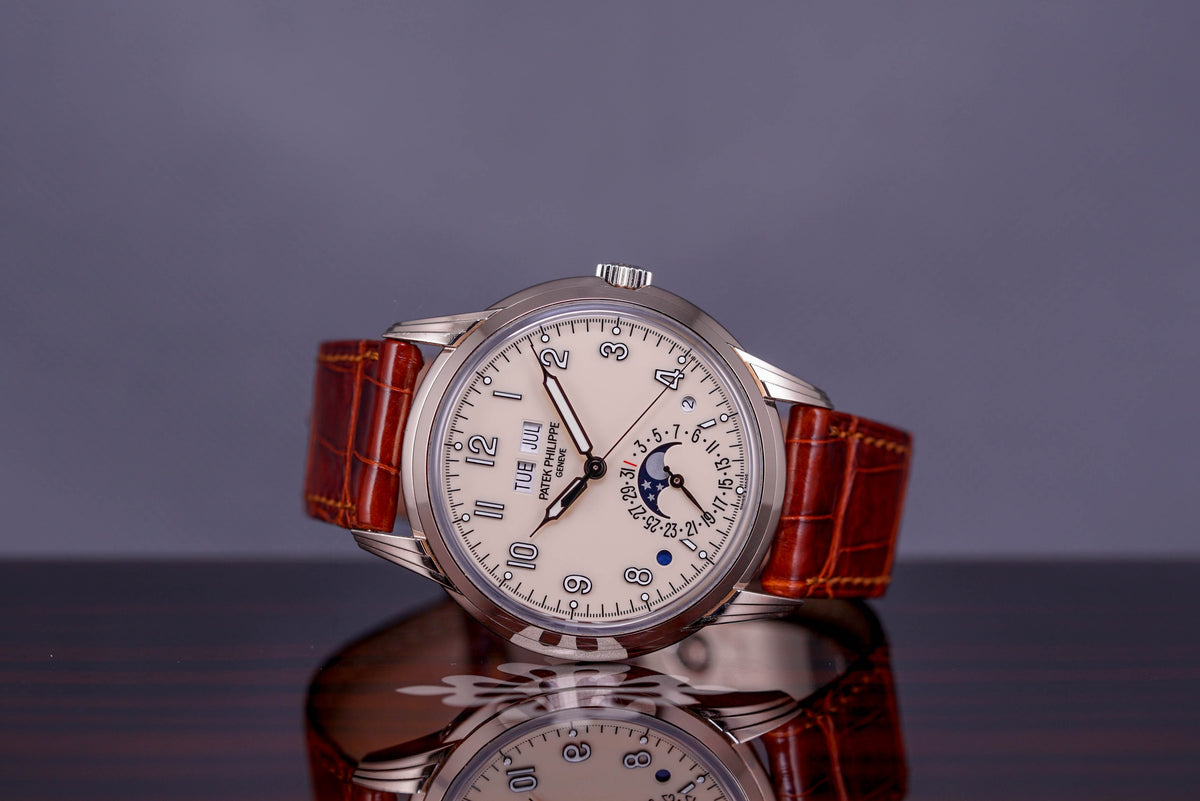 PERPETUAL CALENDAR 5320G-001 (2019)