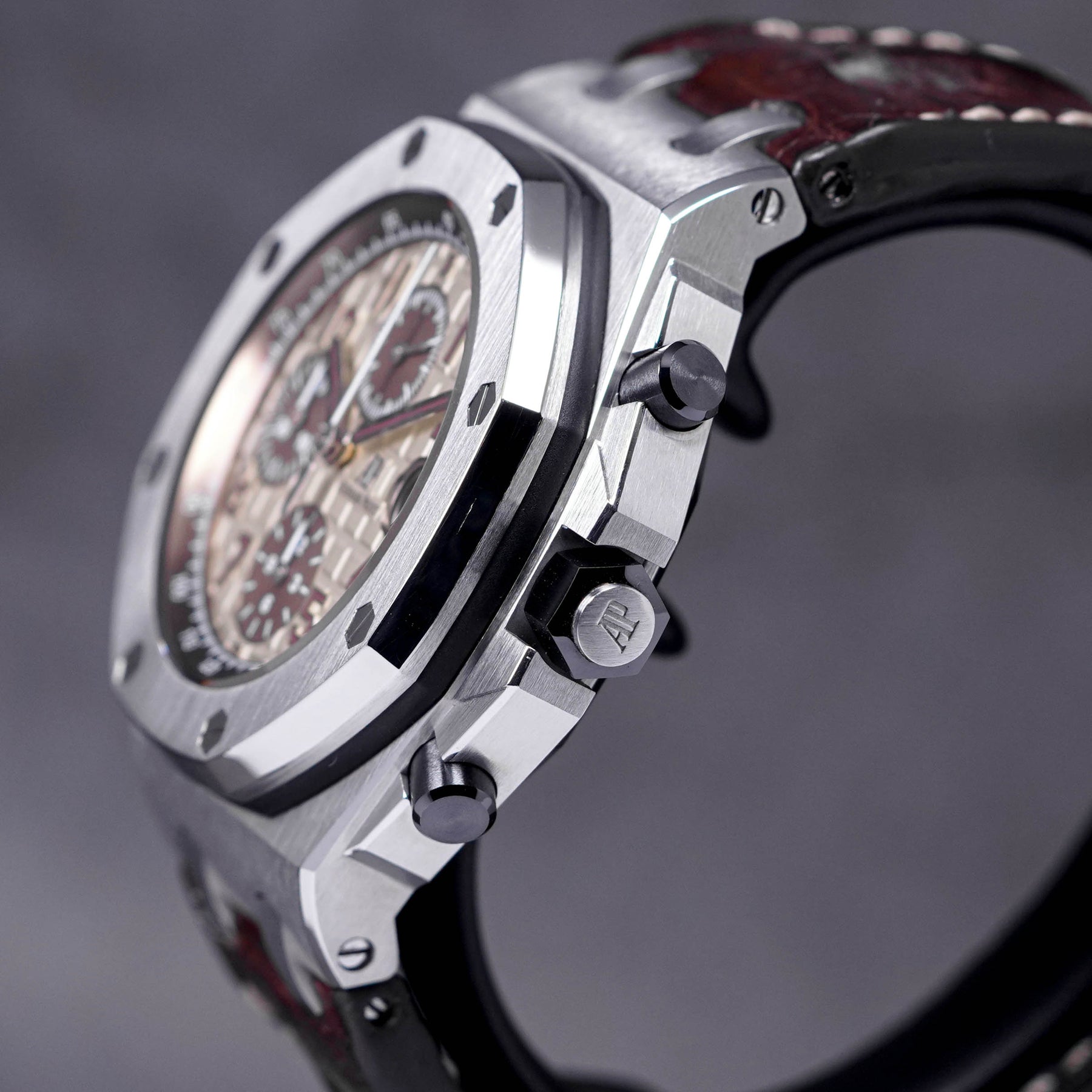 AUDEMARS PIGUET ROYAL OAK OFFSHORE CHRONOGRAPH 42MM SAFARI 2015