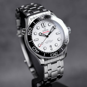 Omega Seamaster Diver White