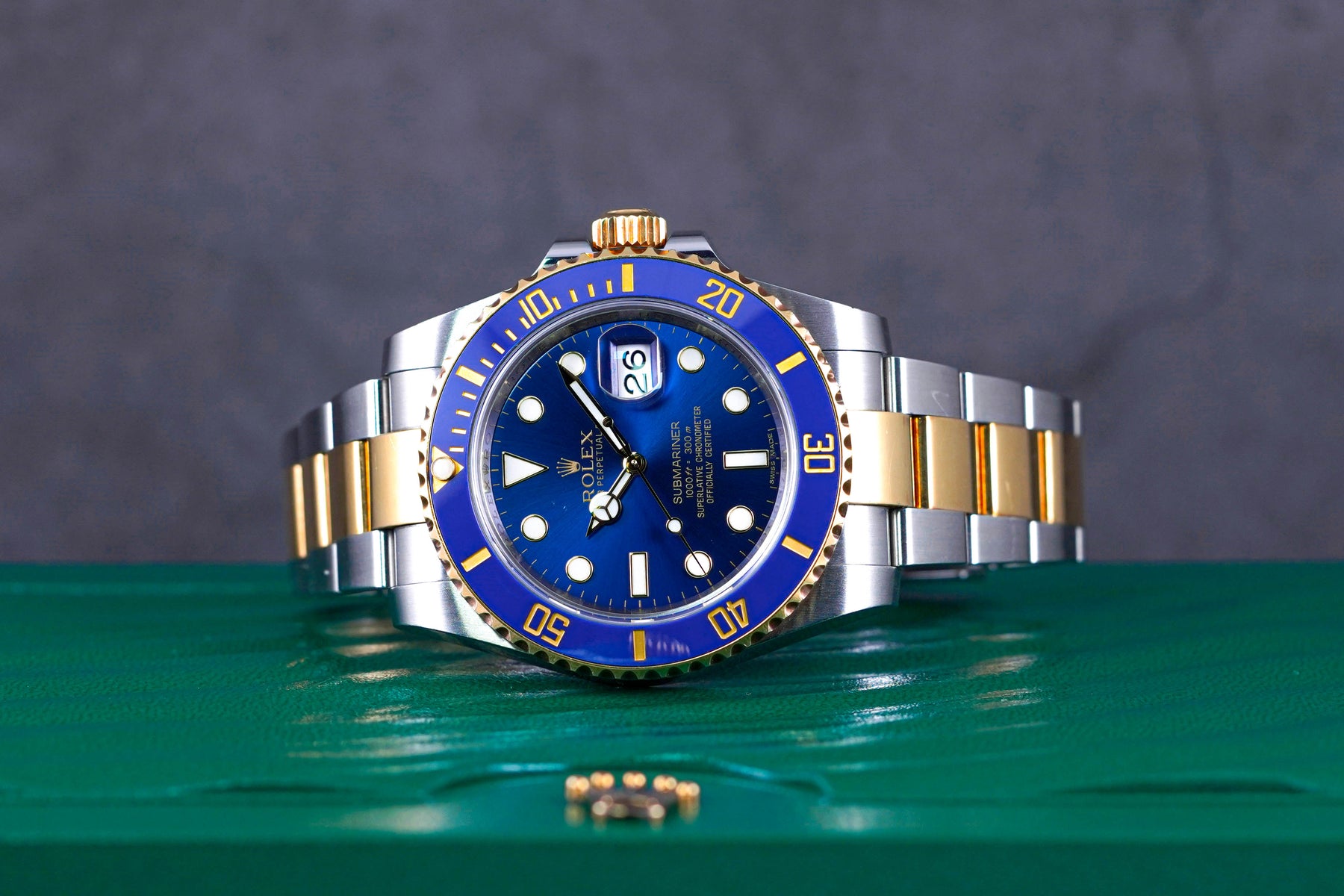 SUBMARINER DATE 40MM TWOTONE YELLOWGOLD BLUE DIAL (2017)