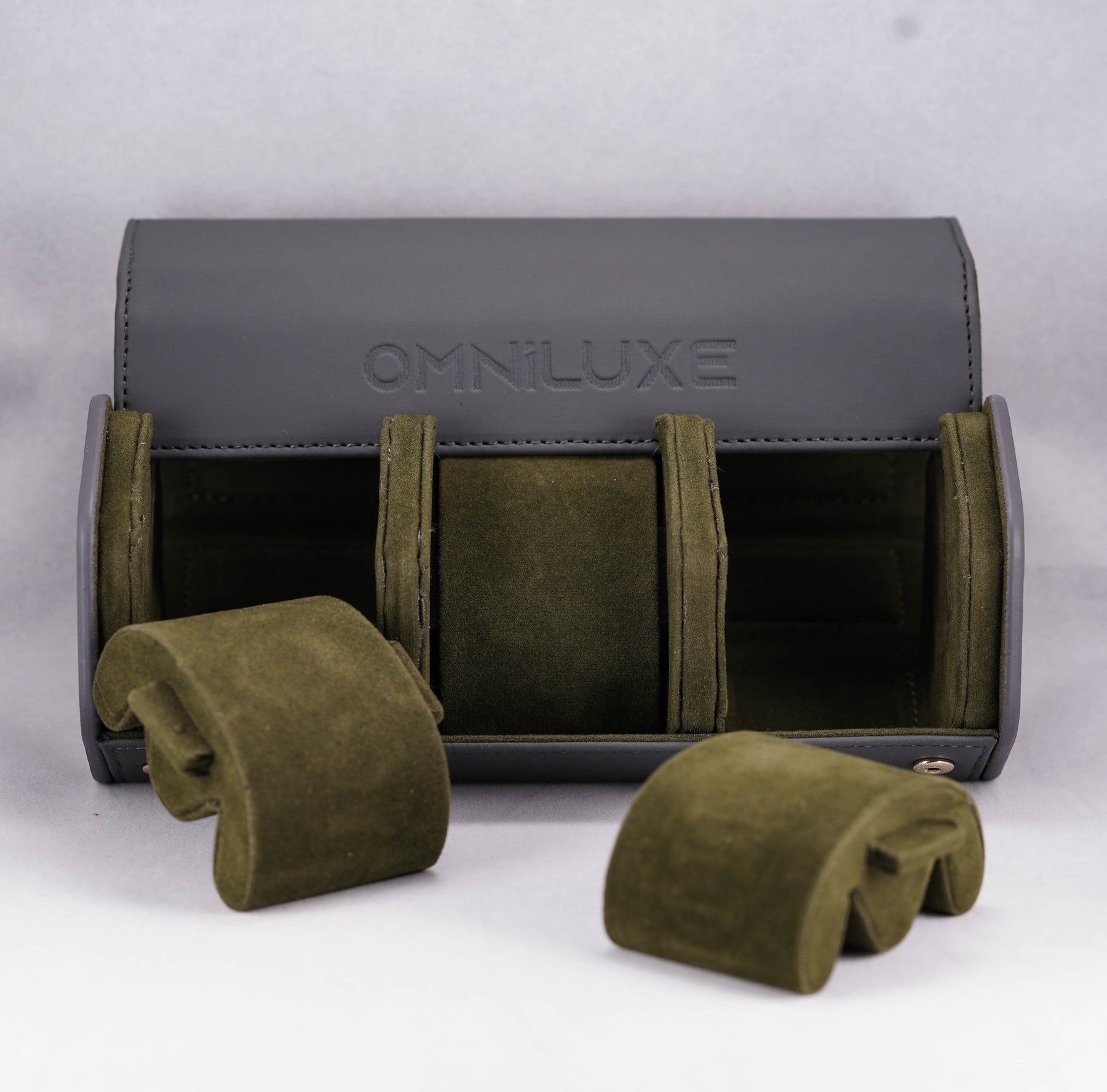 SIGNATURE OMNILUXE WATCH TRAVEL CASE - TRIPLE SLOTS