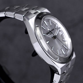 OVERSEAS SILVER DIAL (2021)